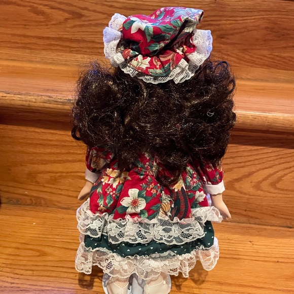 Vintage Soft Expression Genuine Porcelain "Holiday Classics" - Picture 3 of 6